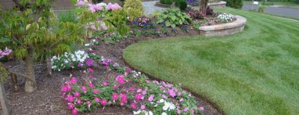 Natural Hardwood Mulch - Cornerstone Landscape Supply