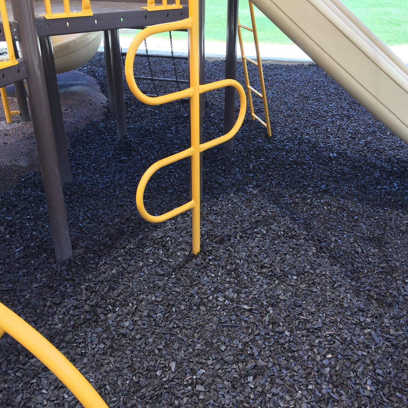 Onyx Black Rubber Mulch - Cornerstone Landscape Supply